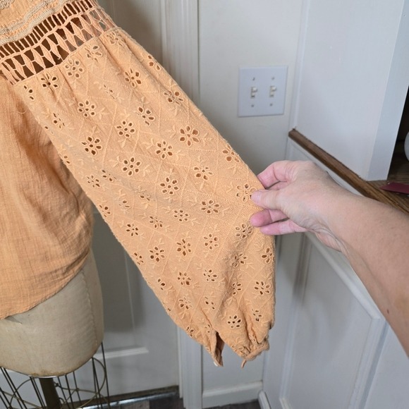 Nichole Miller Artelier cantaloupe linen embroidered womens long sleeve‎  top L - Picture 6 of 11